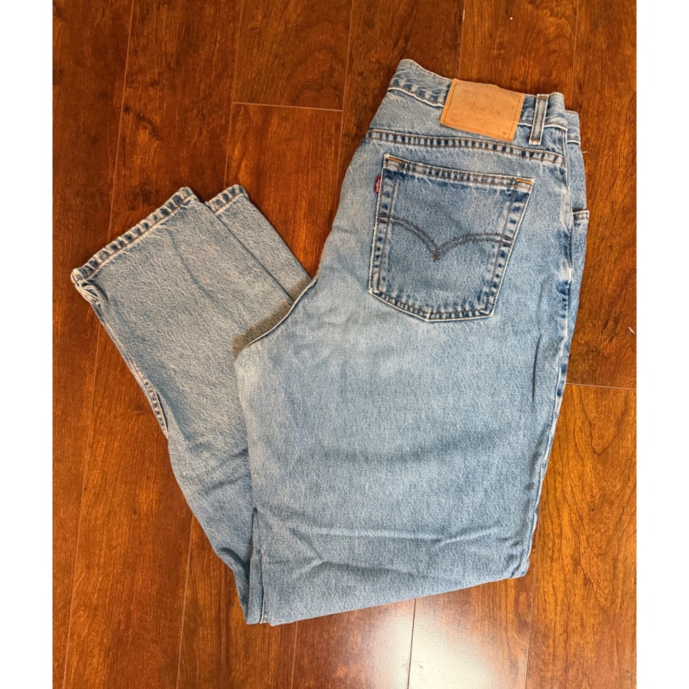 Vintage Levis 550 Relaxed Fit Tapered Leg Jeans Light Wash High Rise 16M USA